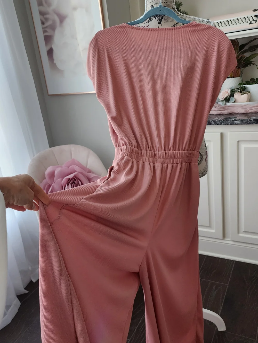 Halara Dusty Rose Wide-Leg Jumpsuit Size S, Faux Wrap, Pockets - Like New - Picture 6 of 6